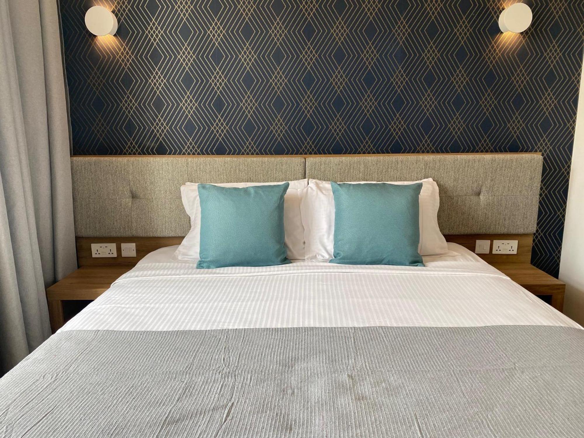 Tritoni Valletta Boutique Hotel Флориана Экстерьер фото