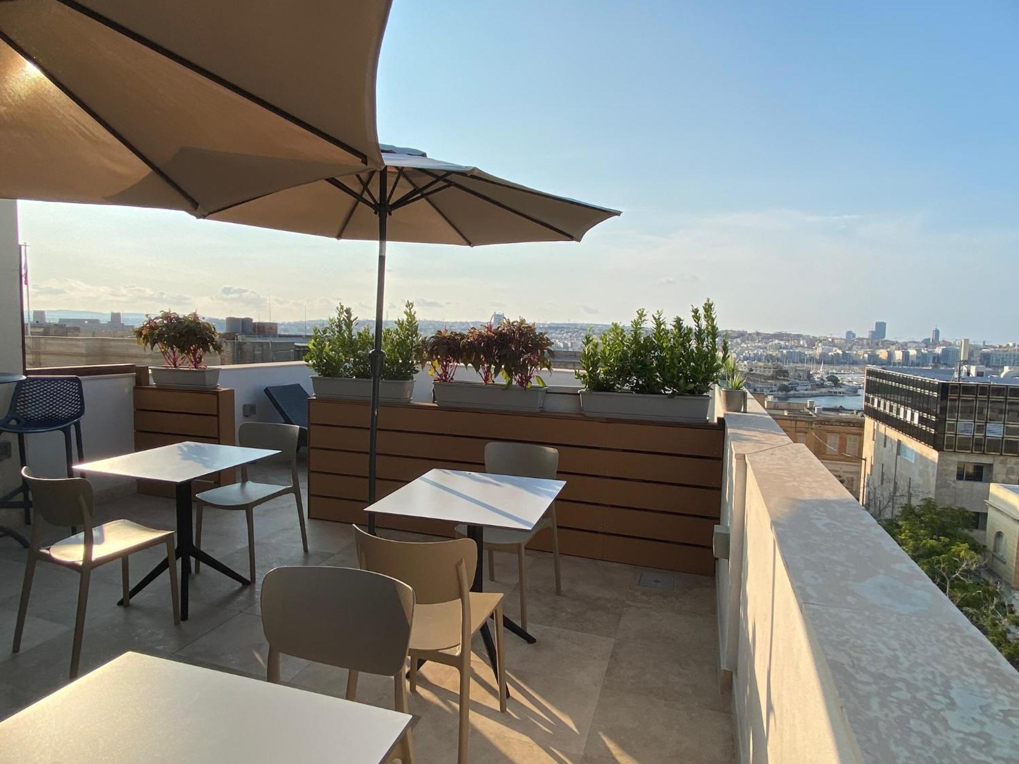 Tritoni Valletta Boutique Hotel Флориана Экстерьер фото