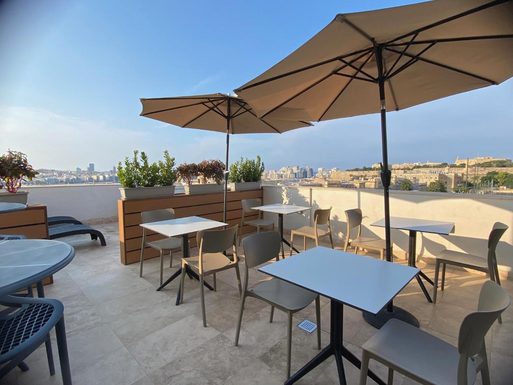 Tritoni Valletta Boutique Hotel Флориана Экстерьер фото