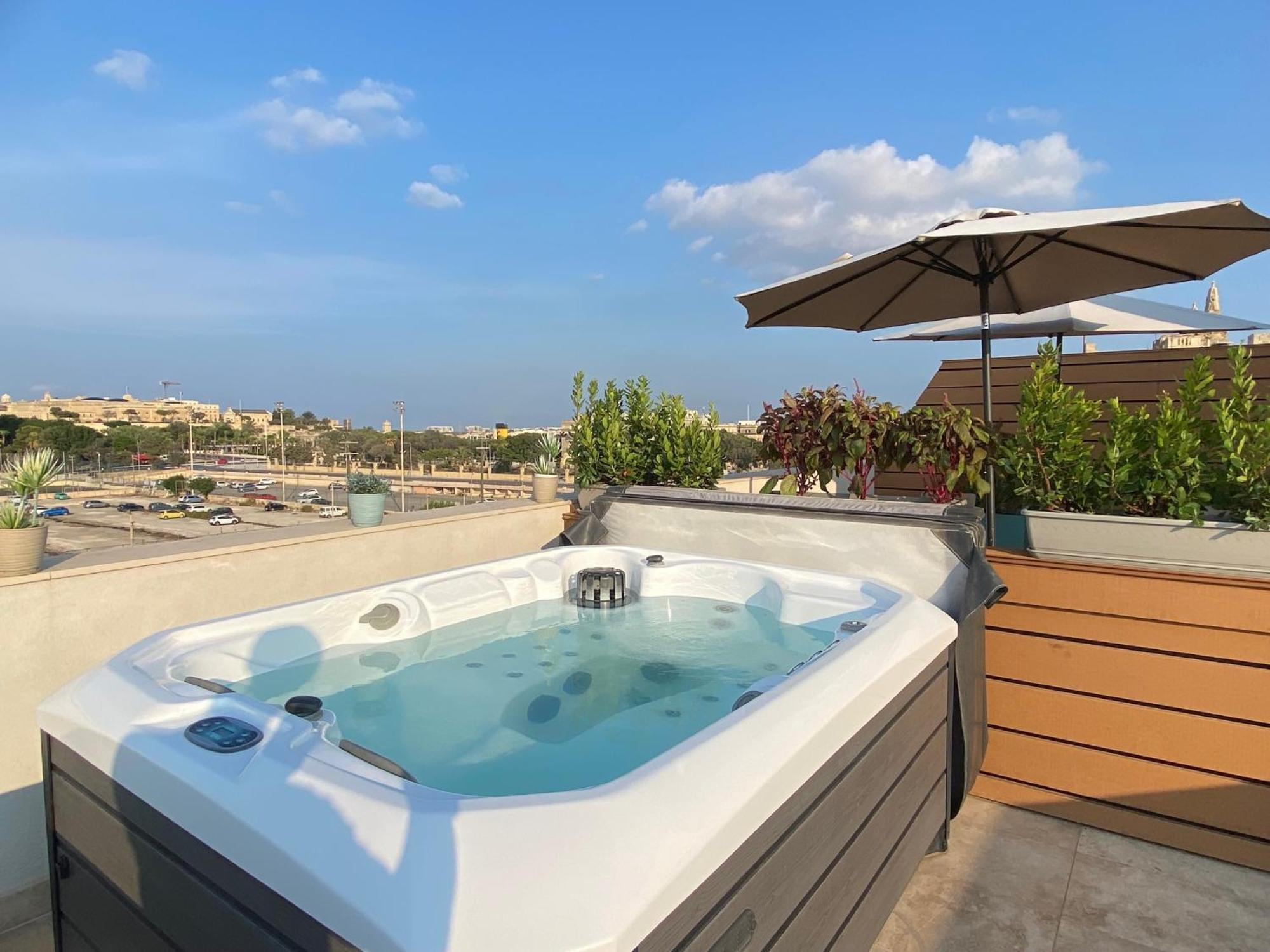 Tritoni Valletta Boutique Hotel Флориана Экстерьер фото